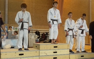 Podium des -50 Kgs